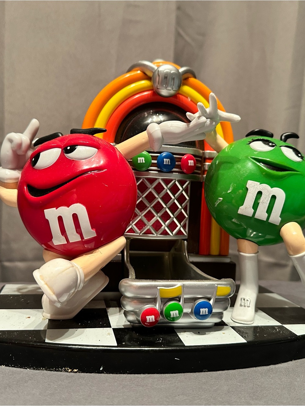 M&M'S Red & Green Characters with Colorful Jukebox candy dispenser
